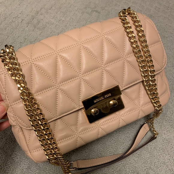 Michael kors bag - Picture 1 of 6
